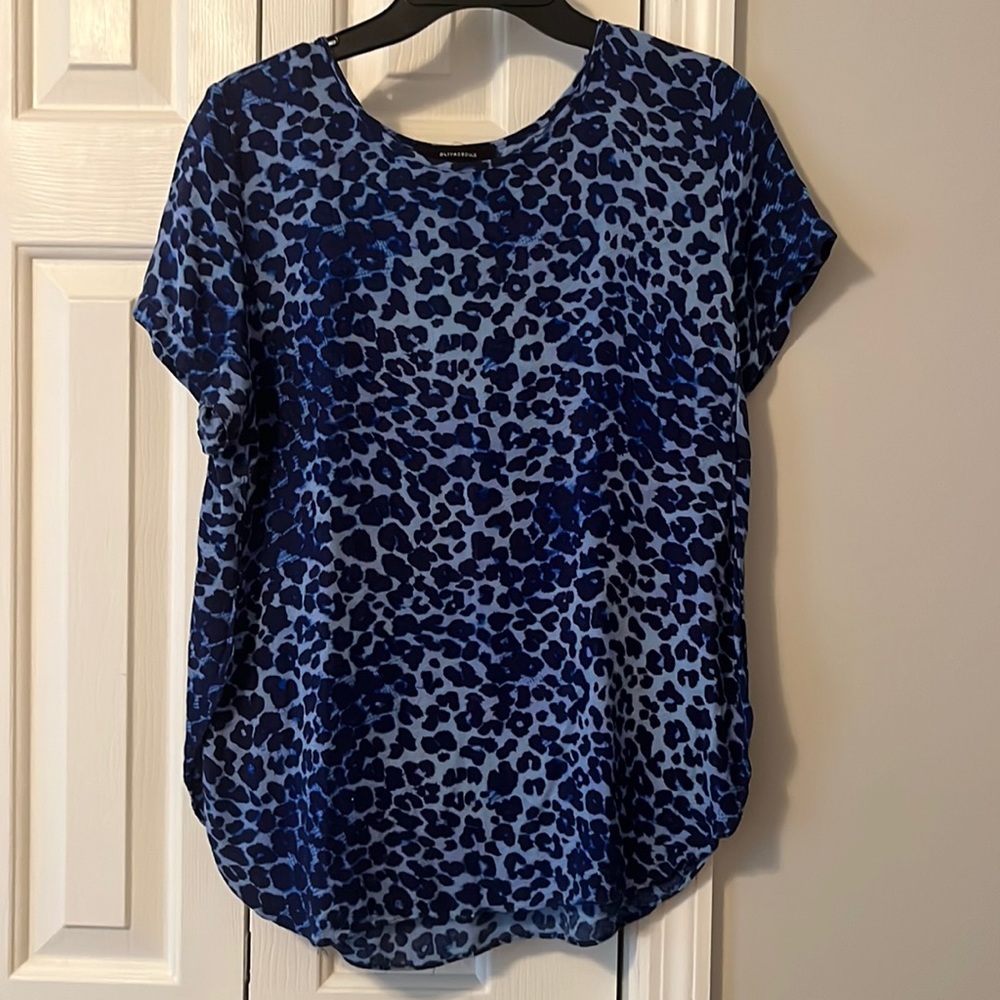Blue and black cheers print top!